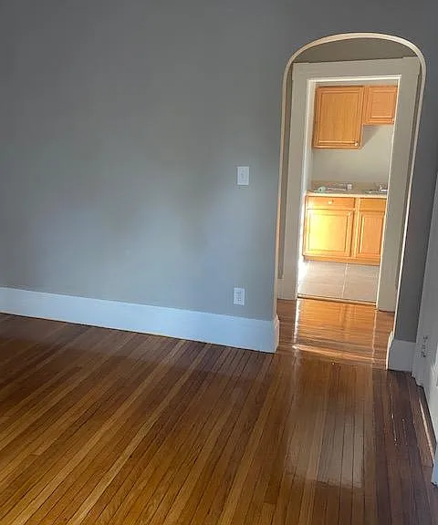 136 Chestnut St #5 — Photo 6