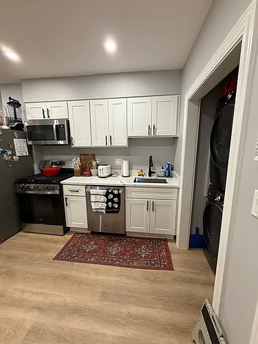 42 Saxton St Photo 1
