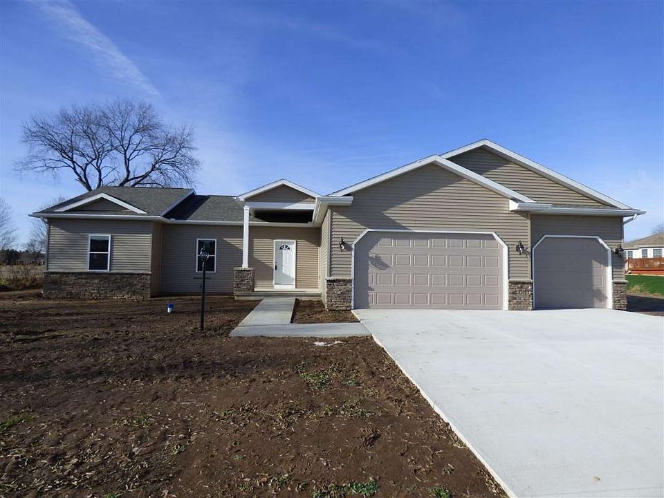 1st image of 57235 Garnet Ln