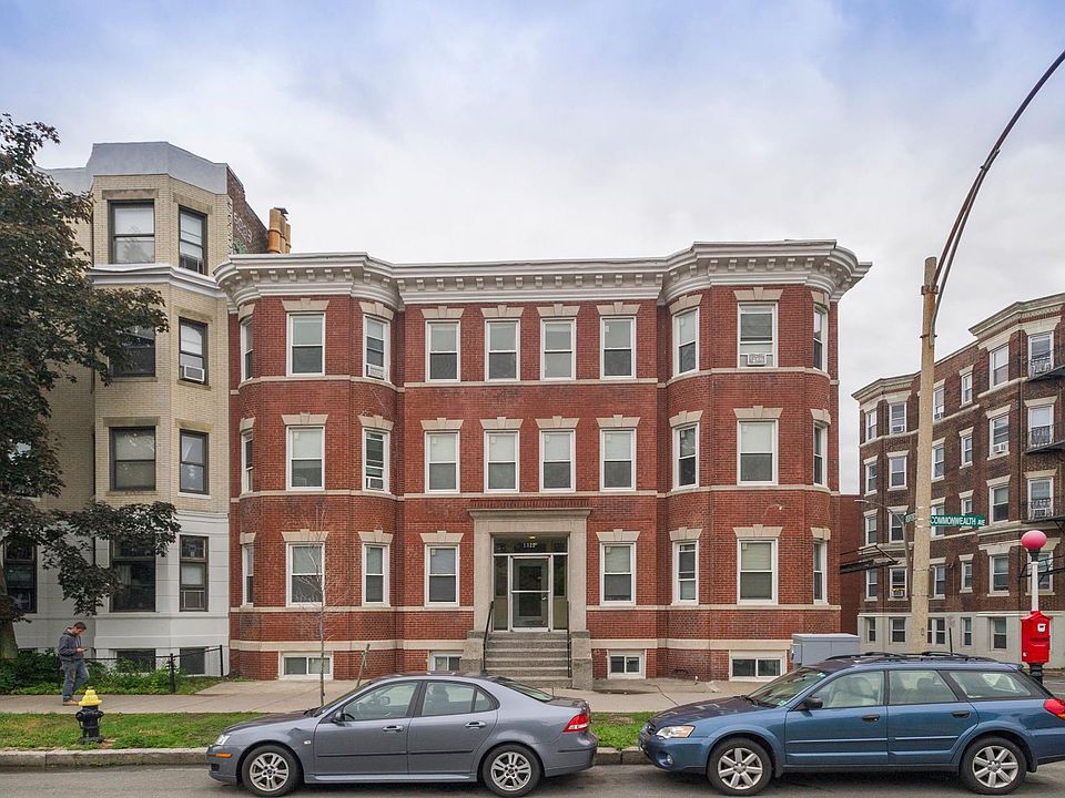 2nd image of 1322 Commonwealth Ave APT 8U