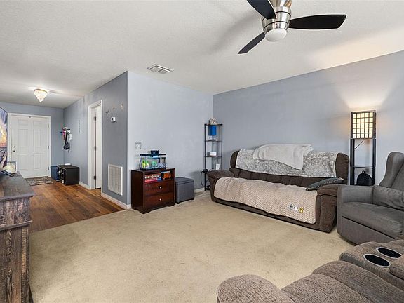 3rd image of 1321 WOODLARK DRIVE