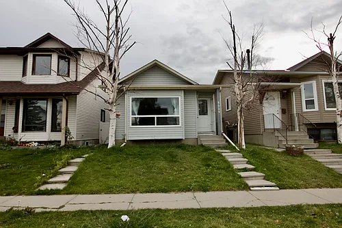 6520 Martingrove Dr NE Photo 1