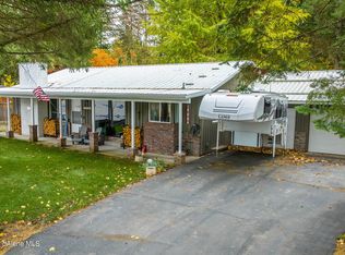 9440 N Chalet Rd, Hayden Lake, ID 83835