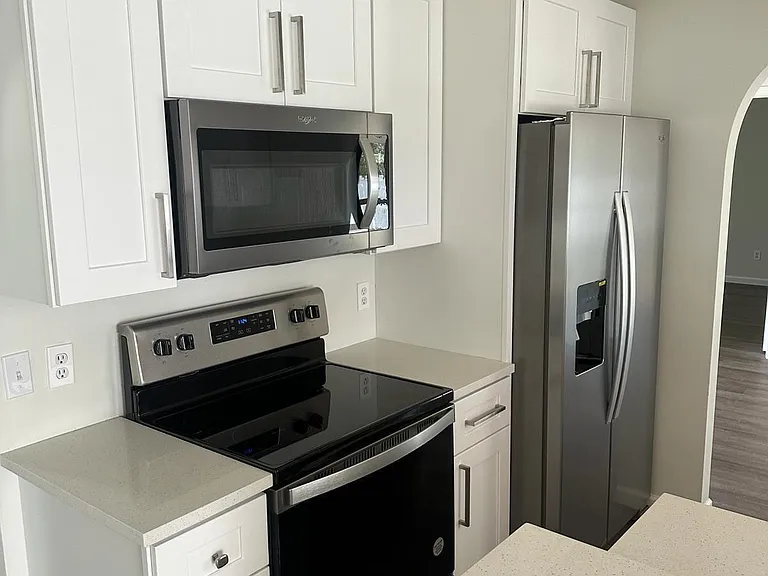 2150 SW Biella Ave — Photo 12
