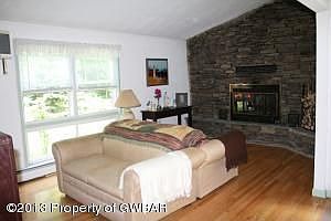 2nd image of 184 Oakdale Dr