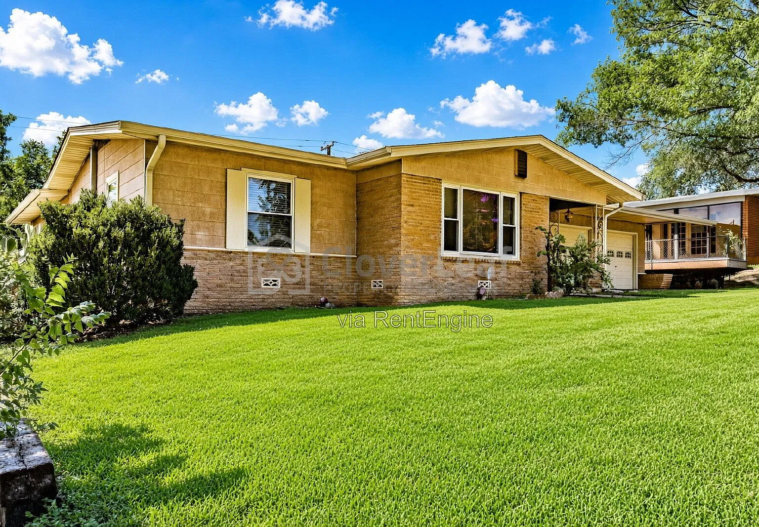 3 bed, 2.0 bath, 1677 sqft, $1,797 — Photo 3
