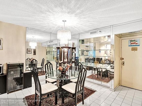 3rd image of 4001 Hillcrest Dr APT 208