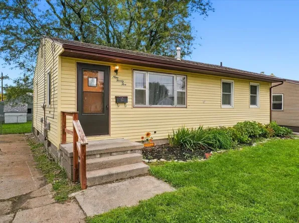 925 Spruce St, Council Bluffs, IA 51501