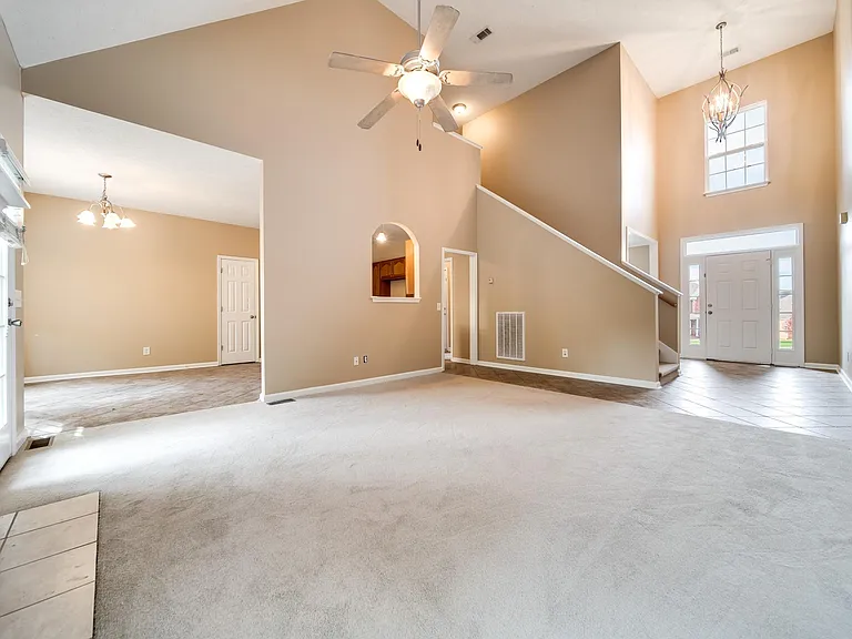 107 Havenwood Ct — Photo 16