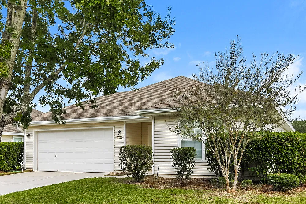 3 bed, 2.0 bath, 1574 sqft, $2,730 — Photo 3