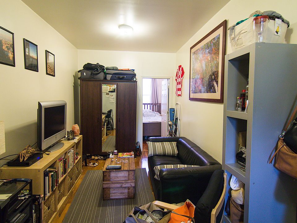 2nd image of 18 Skillman Ave APT 1R