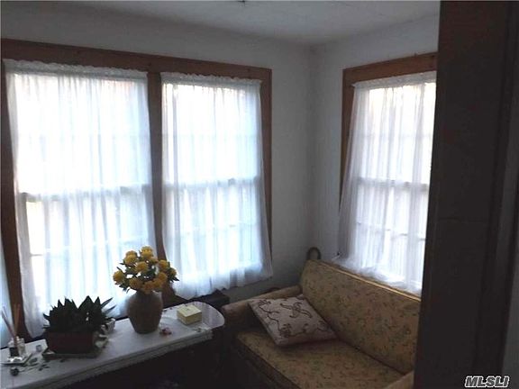 2nd image of 47 Brightwaters Dr