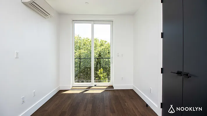 Rented by Nooklyn NYC LLC | media 7