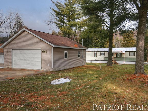 2nd image of 6141 E Dave St