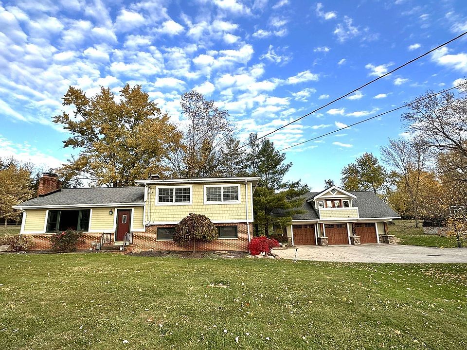 1st image of 11511 Caves Rd