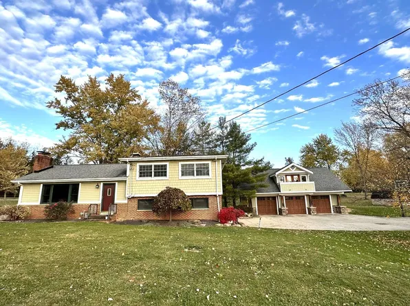 11511 Caves Rd, Chesterland, OH 44026