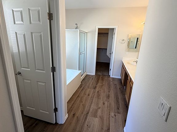 4th image of 22156 N Sunset Dr