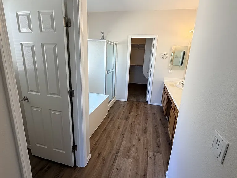 22156 N Sunset Dr — Photo 4
