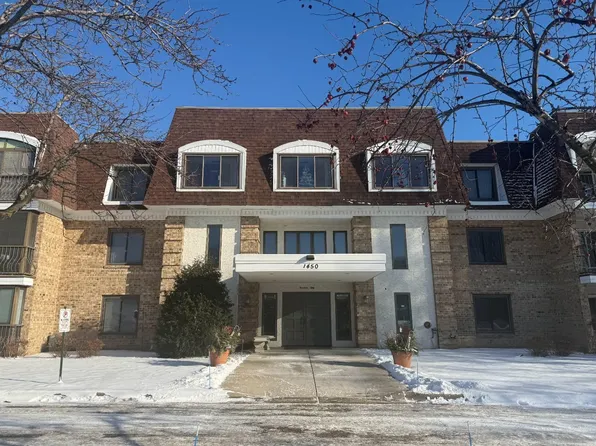 1450 Bidwell St APT 212, West Saint Paul, MN 55118