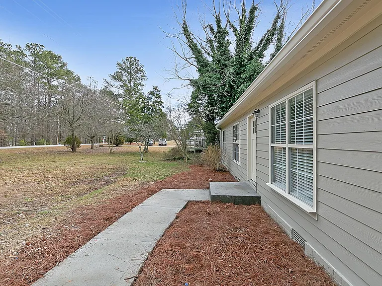 4970 Hiram Lithia Springs Rd — Photo 26