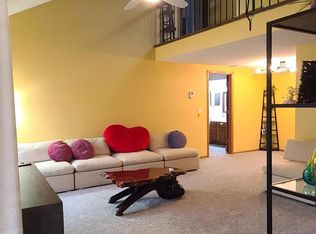2232 Mayfair Rd, Golden Valley, MN 55427