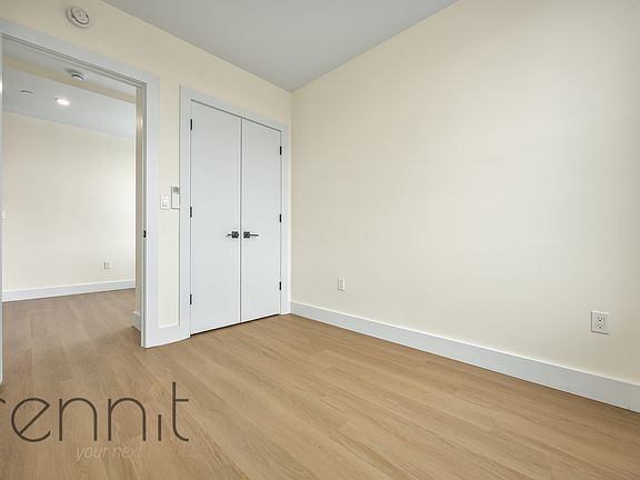 3rd image of 1620 Prospect Pl #4R