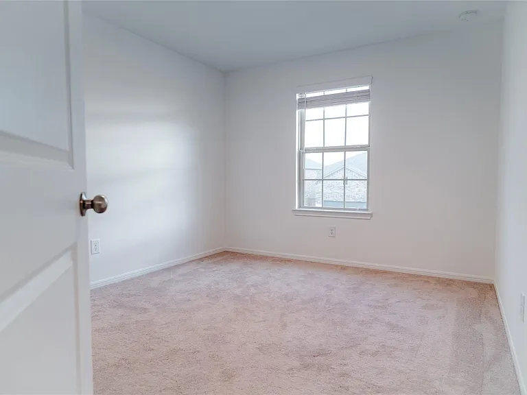 8214 Star Terrace Dr — Photo 23