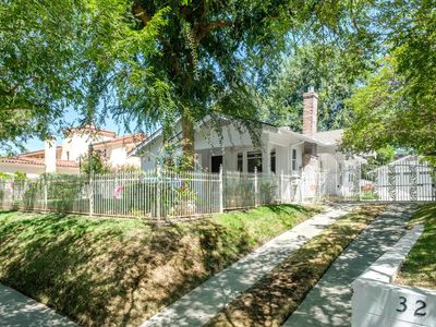 321 E Brown Ave, Fresno, CA, 93704
