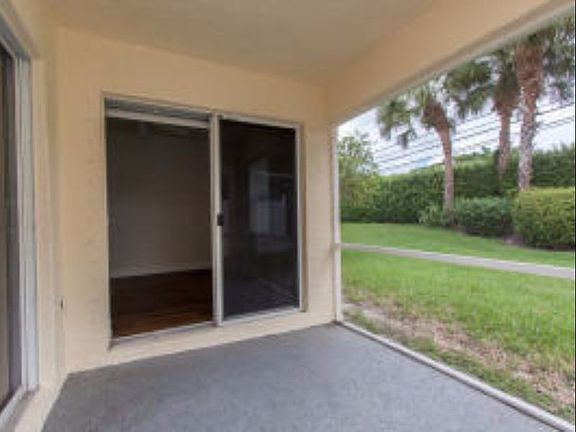 2nd image of 012774 Hampton Lakes Cir