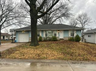 98 Buckley Meadows Dr, Saint Louis, MO 63125