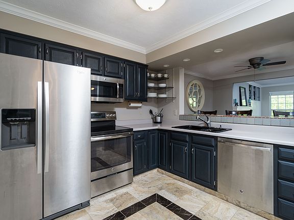 5th image of 4975 Lord Alfred Ct
