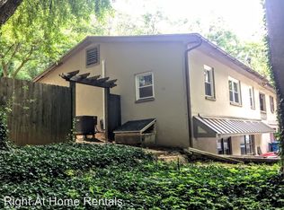 902 Stouts Valley Rd, Riegelsville, PA 18077