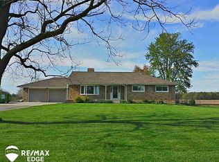 7093 E Dodge Rd, Mount Morris, MI 48458