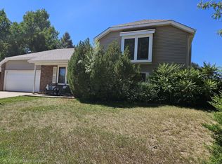 2731 El Rancho Dr, Loveland, CO 80538