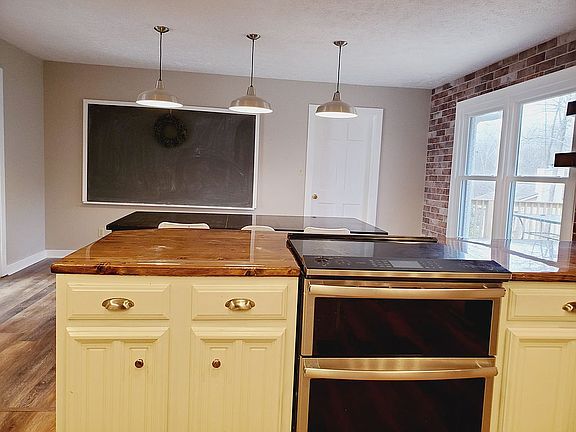 Looking into Dining Room