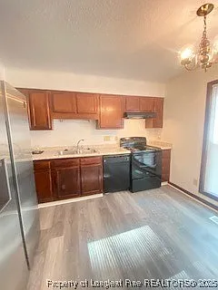 404 Bayberry Ct — Photo 13