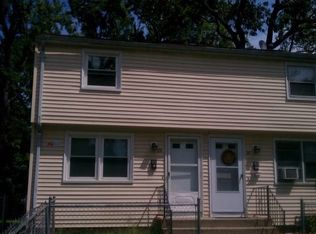 33 Humbert St, Springfield, MA 01109