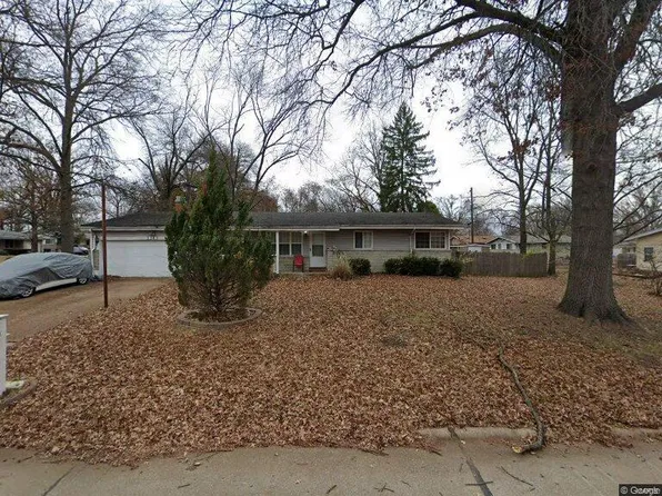 1343 Bayonne Dr, Saint Louis, MO 63138