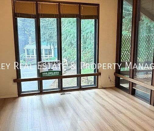 5th image of 6175 SW Heights Ln