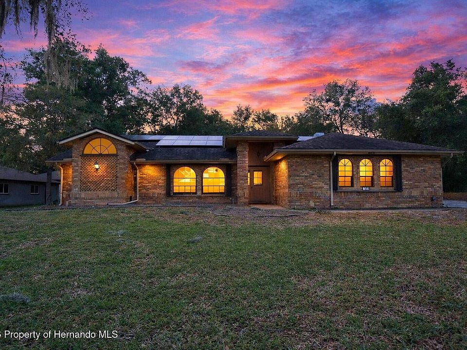 1st image of 373 Oriana Dr