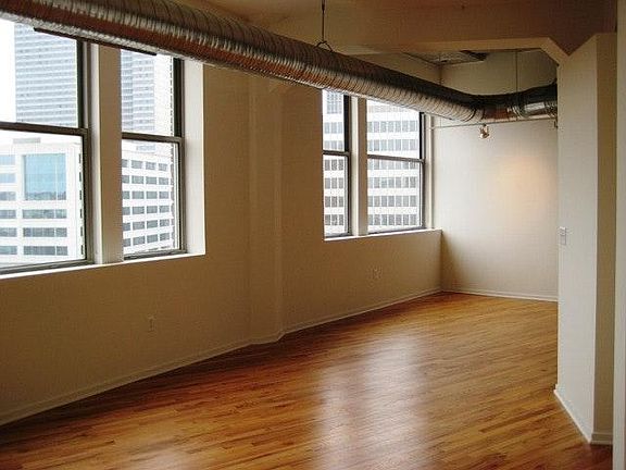 2nd image of 2107 Grand Ave Unit 901
