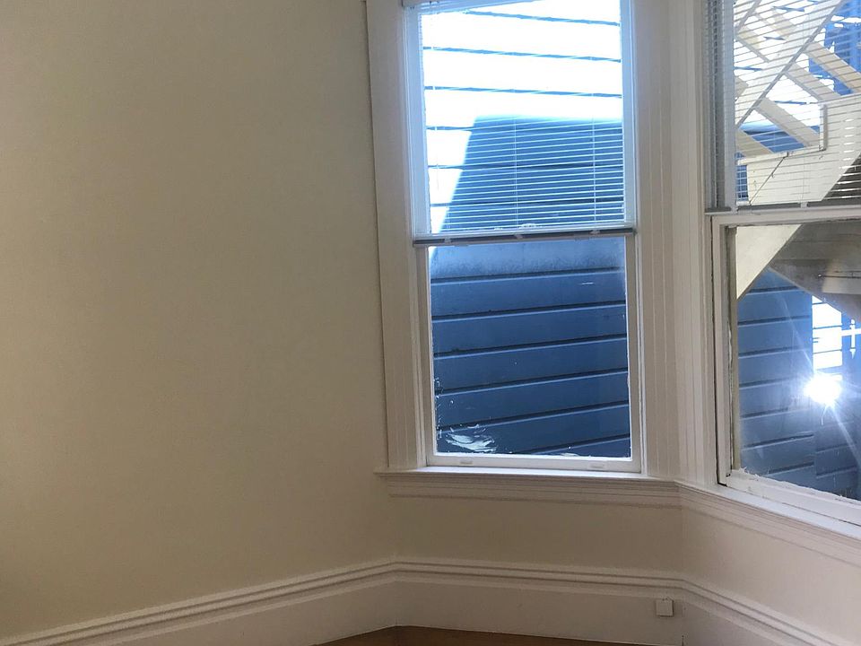 2nd image of 530 Page St APT 3