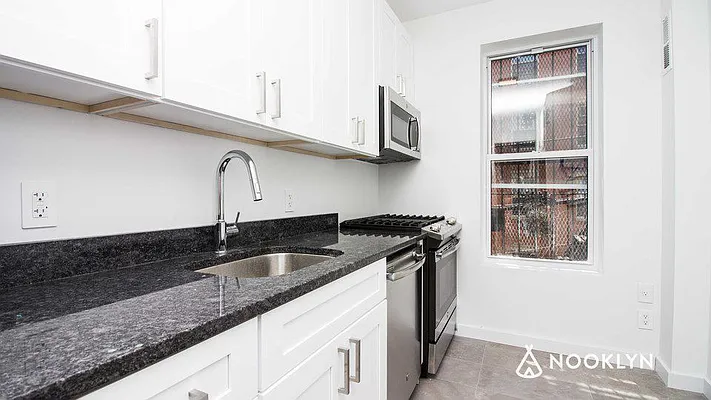 Rented by Nooklyn NYC LLC | media 17