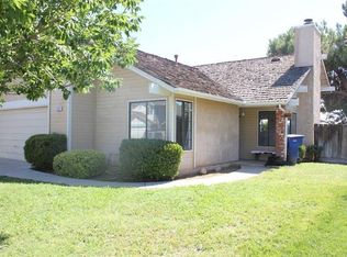 2262 N Hazel Ave, Fresno, CA 93722