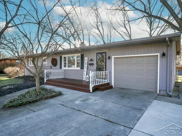 1814 Wyllys St, Midland, MI 48642