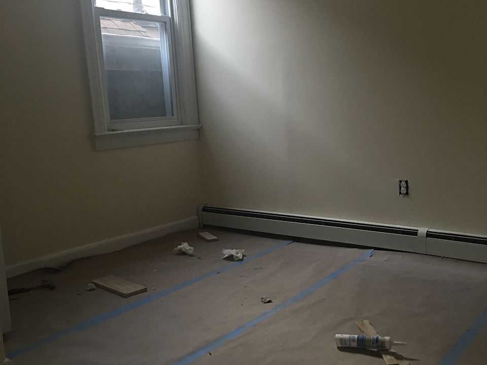2nd image of 6031 Jefferson St #2R
