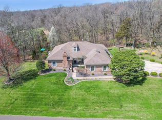 95 Hickory Ln, Washington, MO 63090