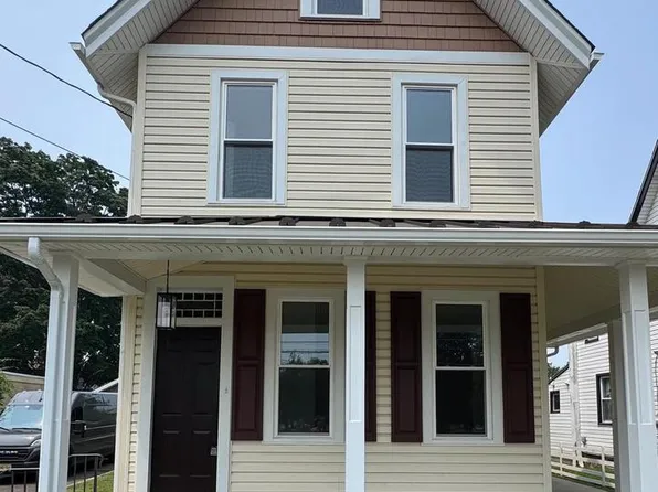 423 W Broad St, Palmyra, NJ 08065