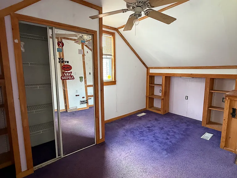 1604 Market St — Photo 9