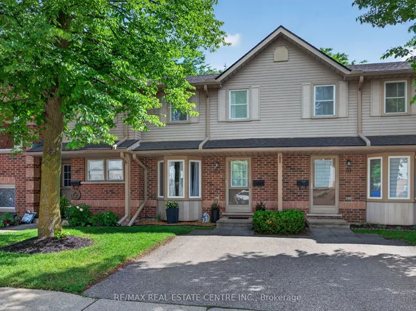 180 Marksam Rd #62, Guelph, ON N1H 8G4